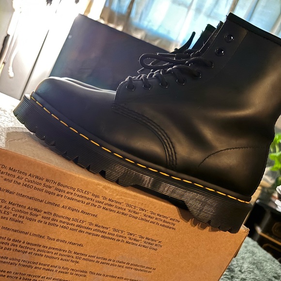 Dr. Martens Black Smooth Leather Boots - Picture 4 of 6